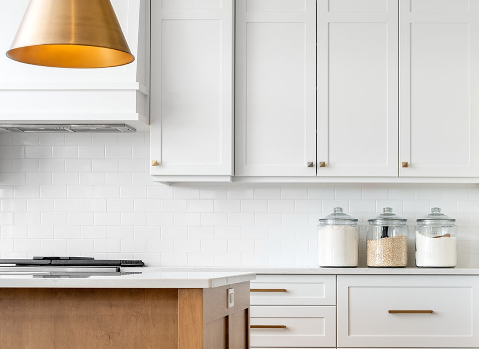 White ceramic tile backsplash in kitchen – Flatout Flooring London ON